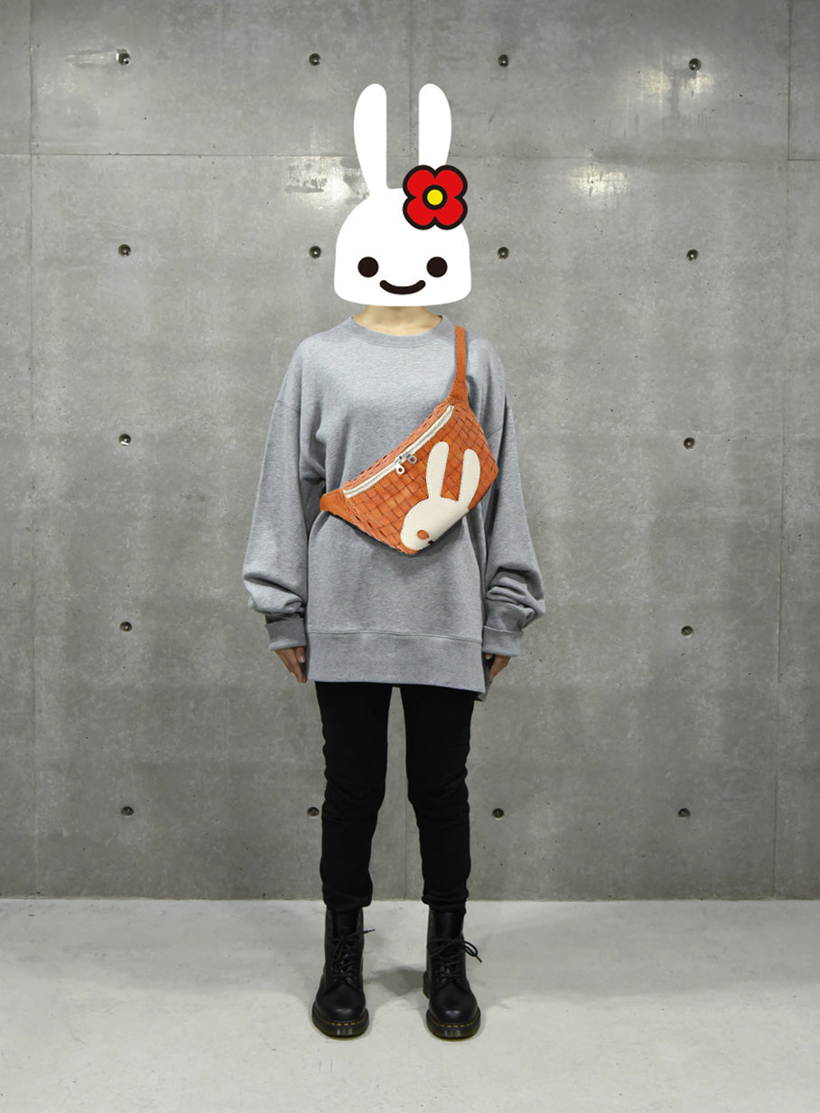 CUNE × robitaレザーメッシュボディバッグ