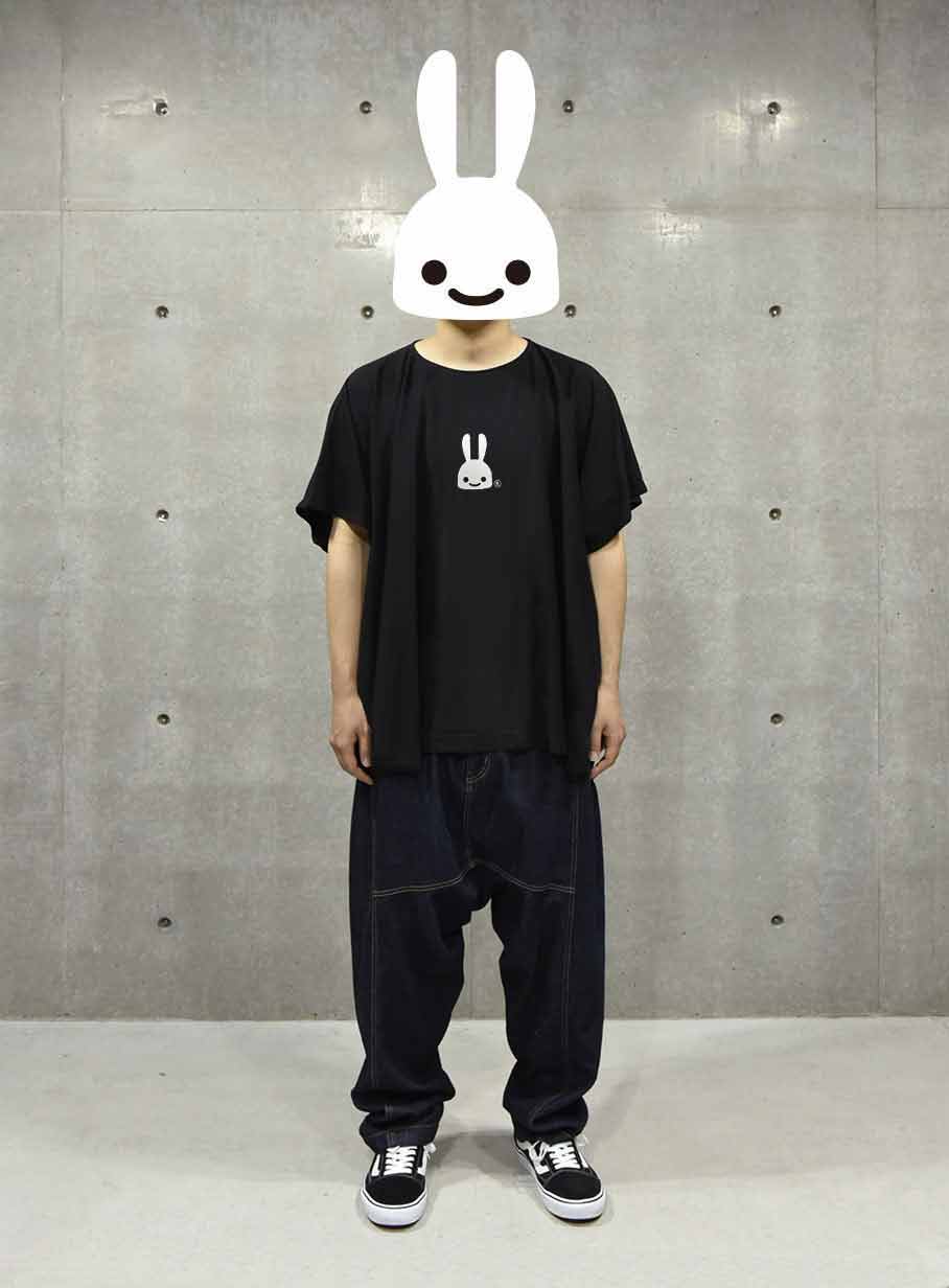 四角いTシャツ ウサギ小1匹