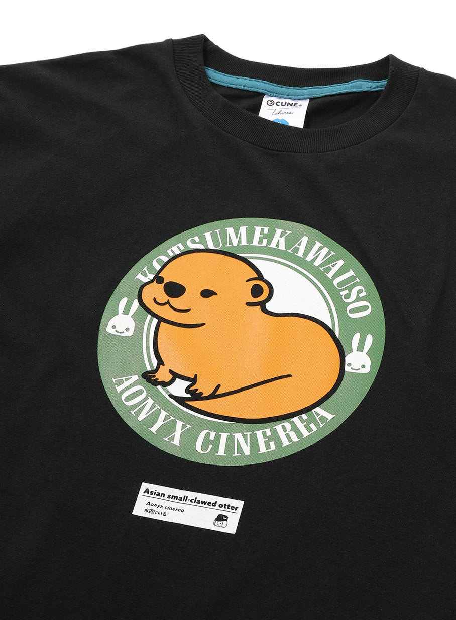 水族館のおみやげTシャツ コツメカワウソ