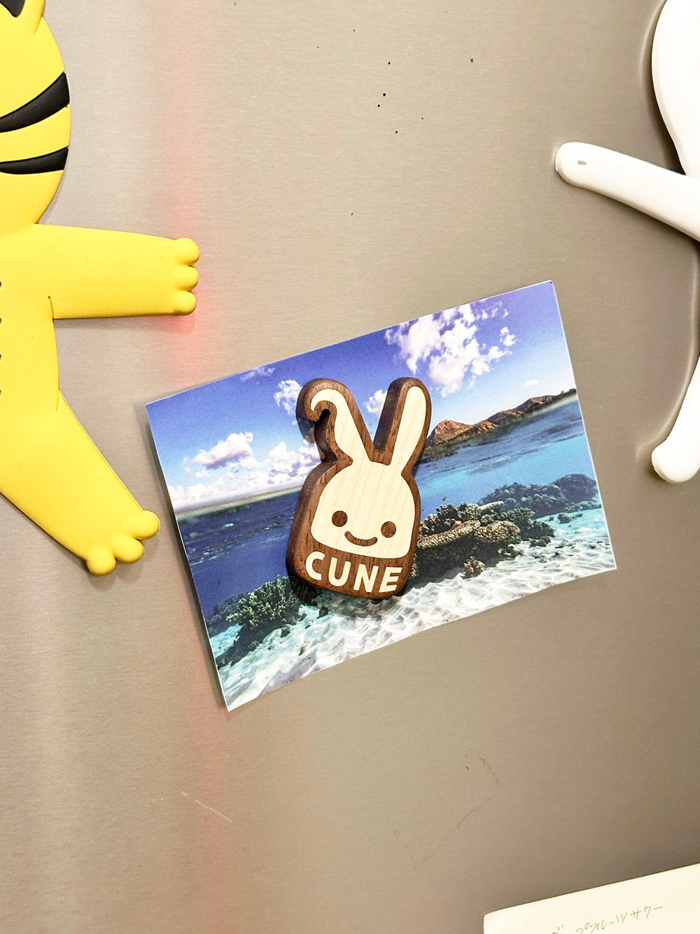 木のマグネットCUNEウサギ