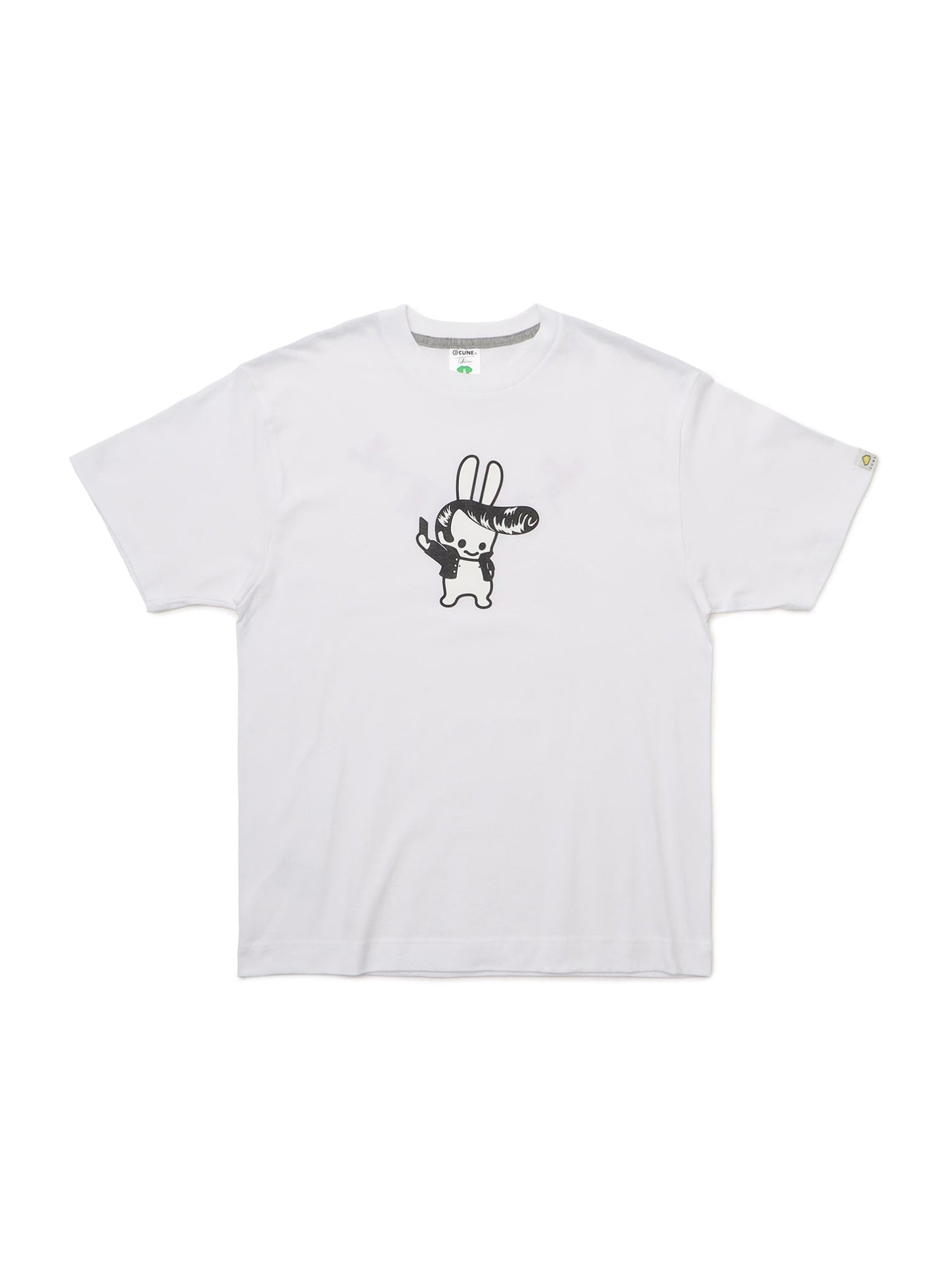 28th T-SHIRTS 自撮り