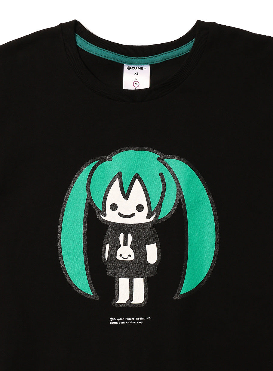 25th COLLAB T-SHIRTS 初音ミク 二頭身 – CUNE