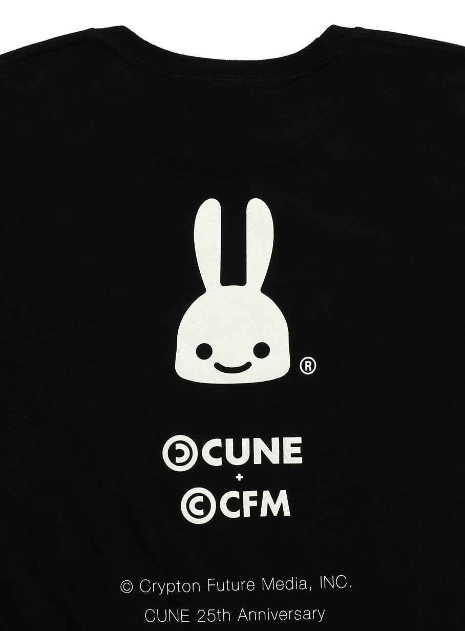 25th COLLAB T-SHIRTS 初音ミク 別人