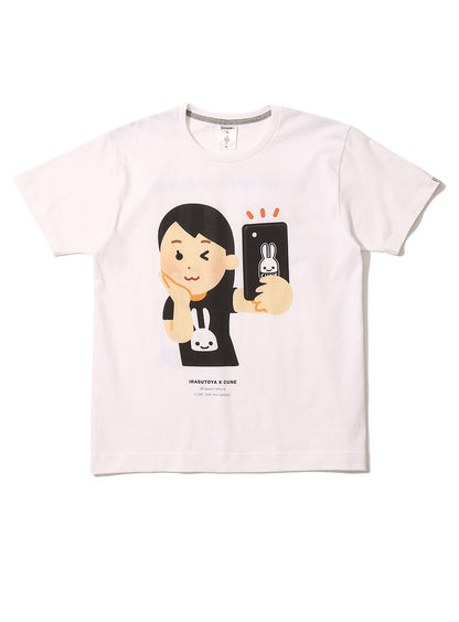 25th COLLAB T-SHIRTS いらすとや 自撮り・セルフィーのイラスト