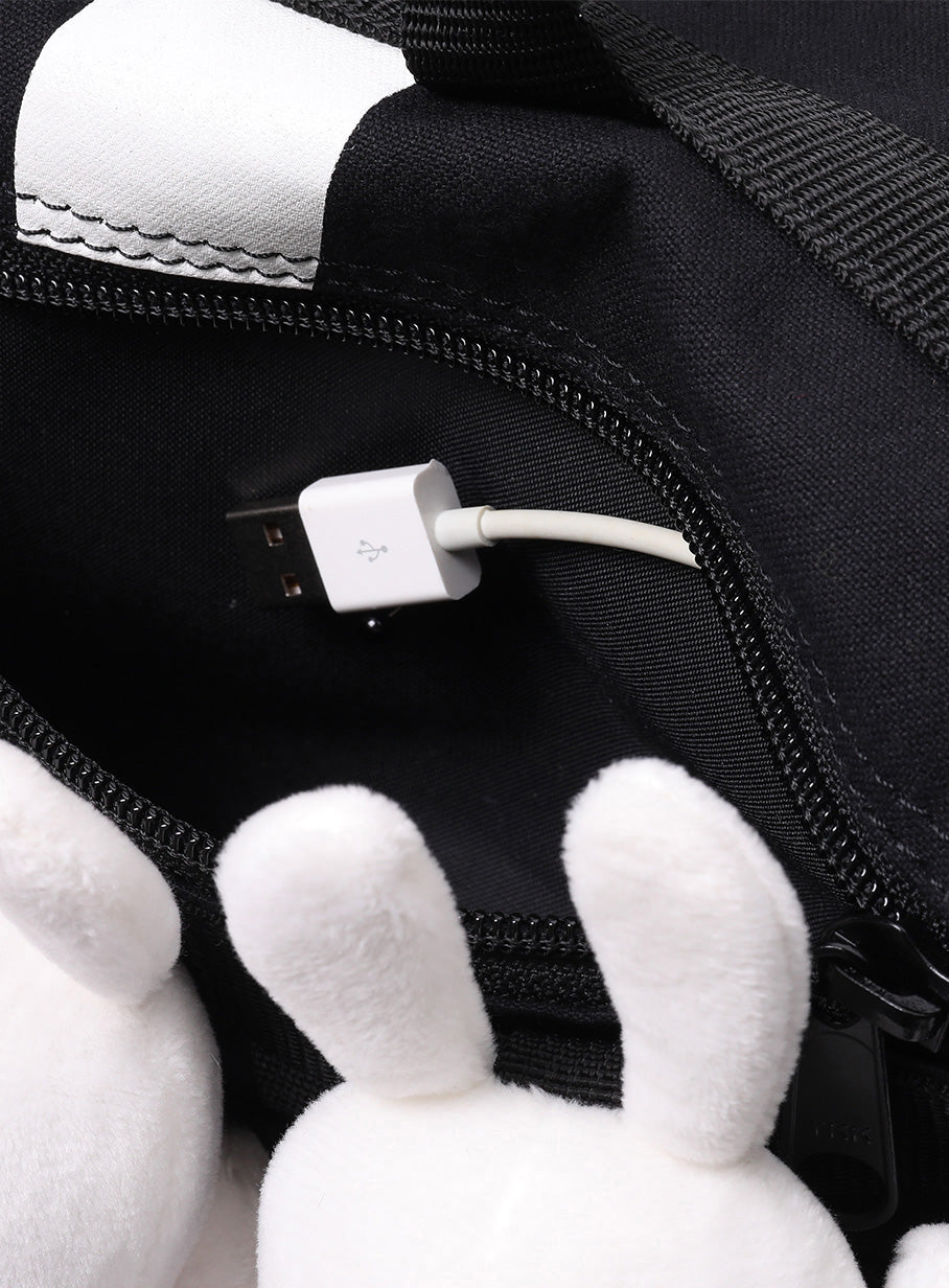 うさちゃん25匹CMSメッセンジャーバッグ