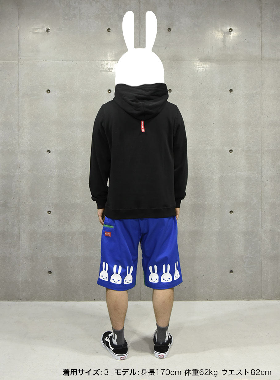 登山ショーツ