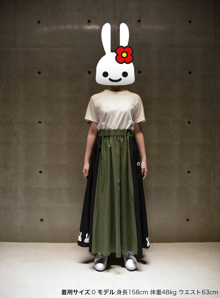 ウエストゴムのフレアスカート