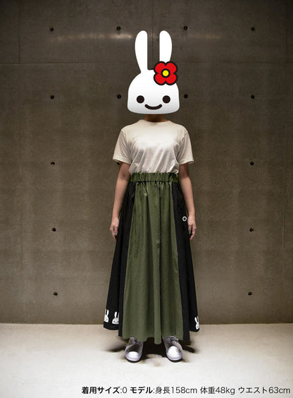 ウエストゴムのフレアスカート