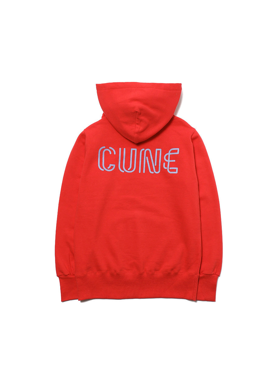 CUNE PULL PARKA おなら