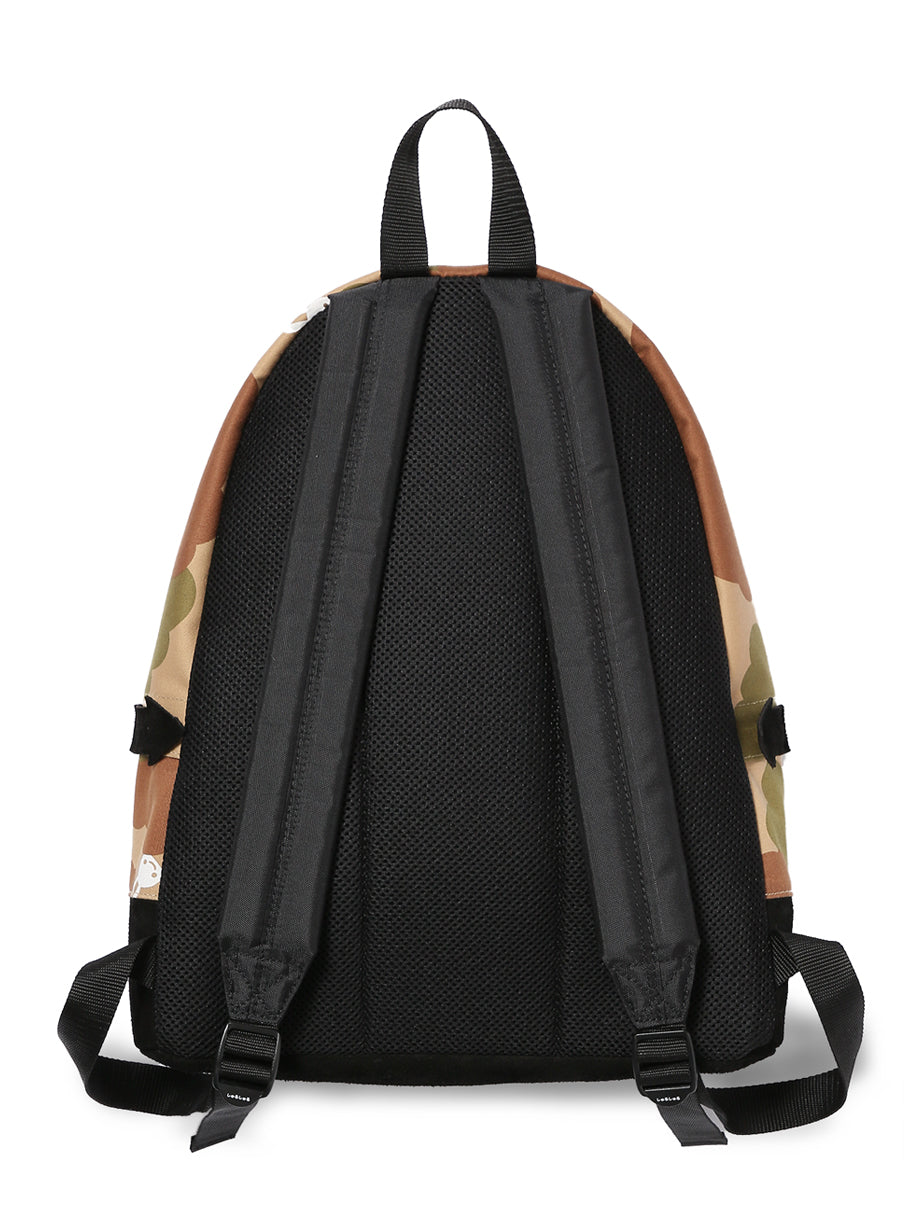 迷彩バックパック