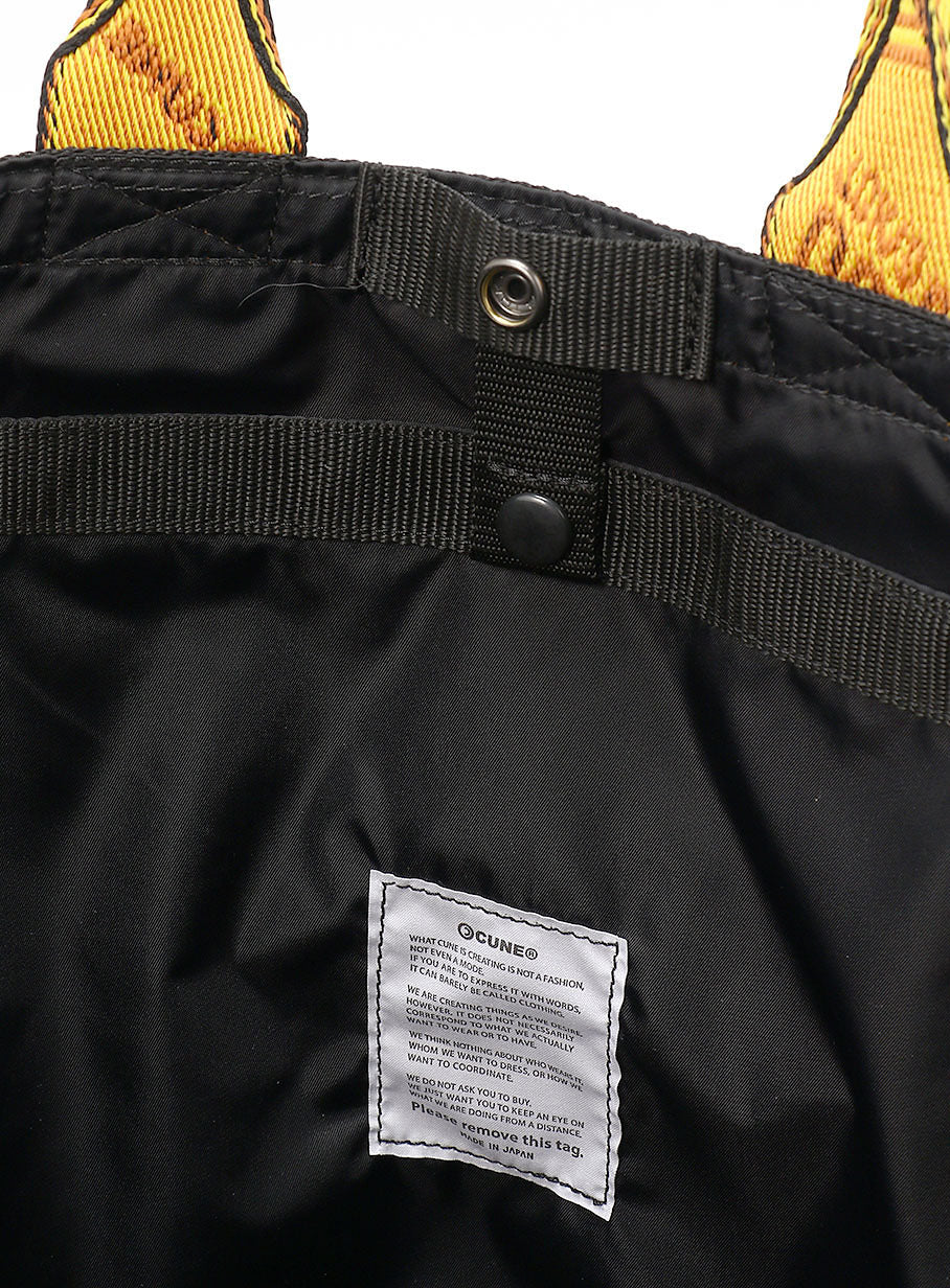 ストラップトートバッグ