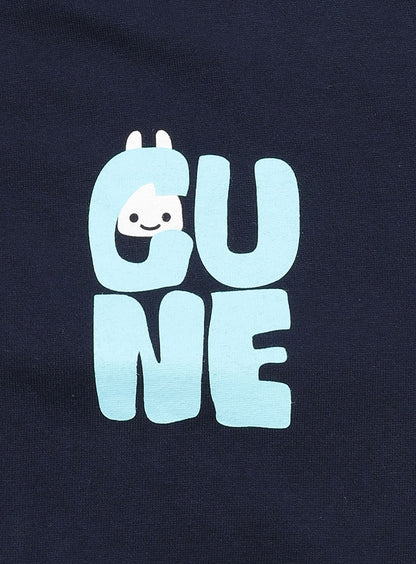 CUNE ZIP PARKA 持ち上げる