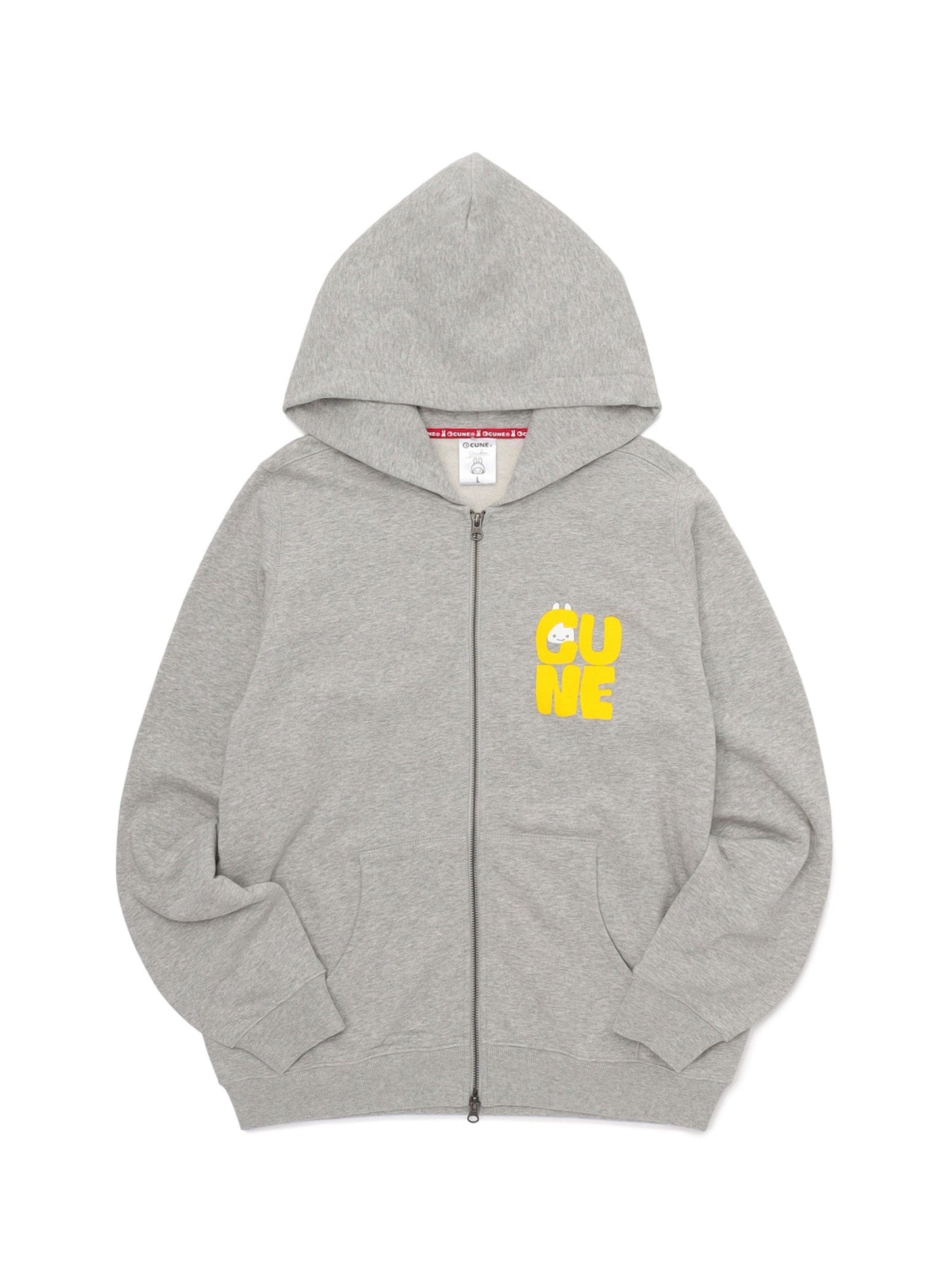 CUNE ZIP PARKA よりかかる