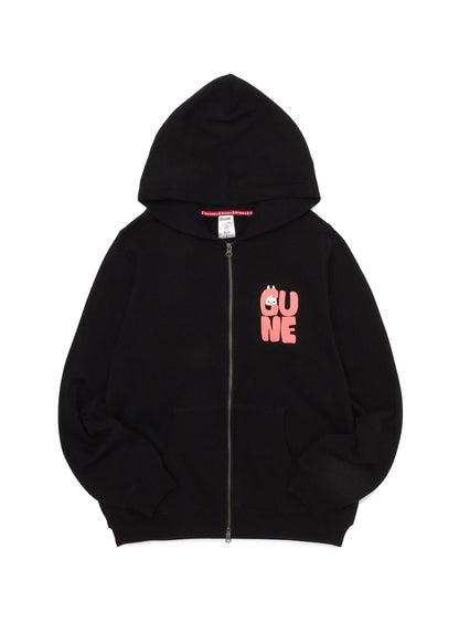 CUNE ZIP PARKA よりかかる