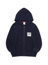 CUNE ZIP PARKA 投入口