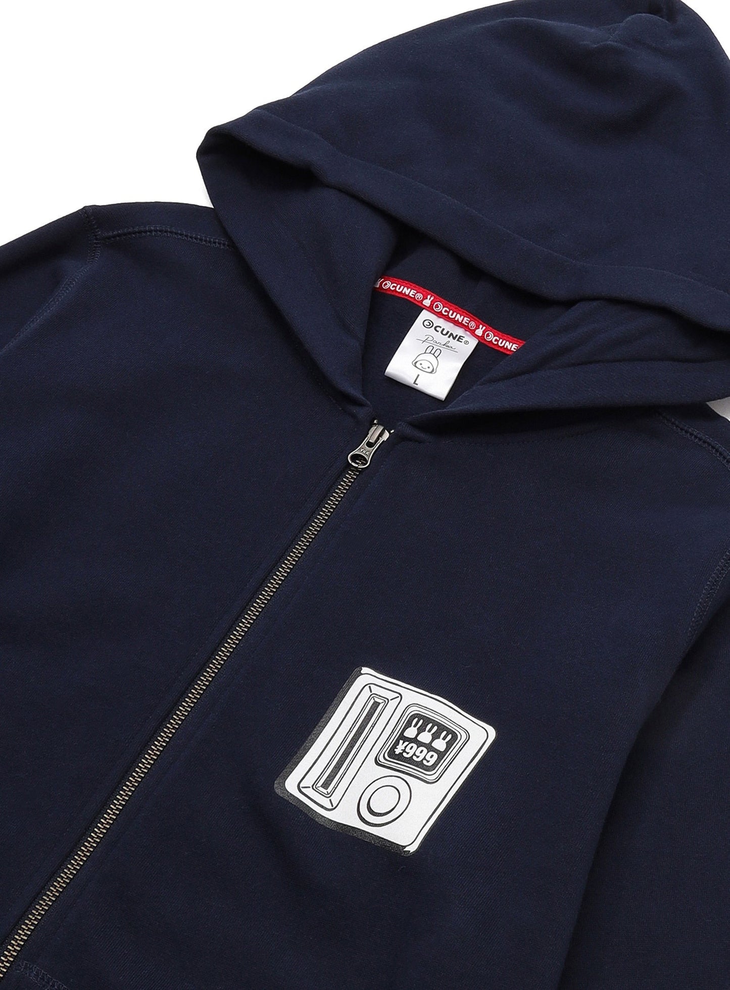 CUNE ZIP PARKA 投入口