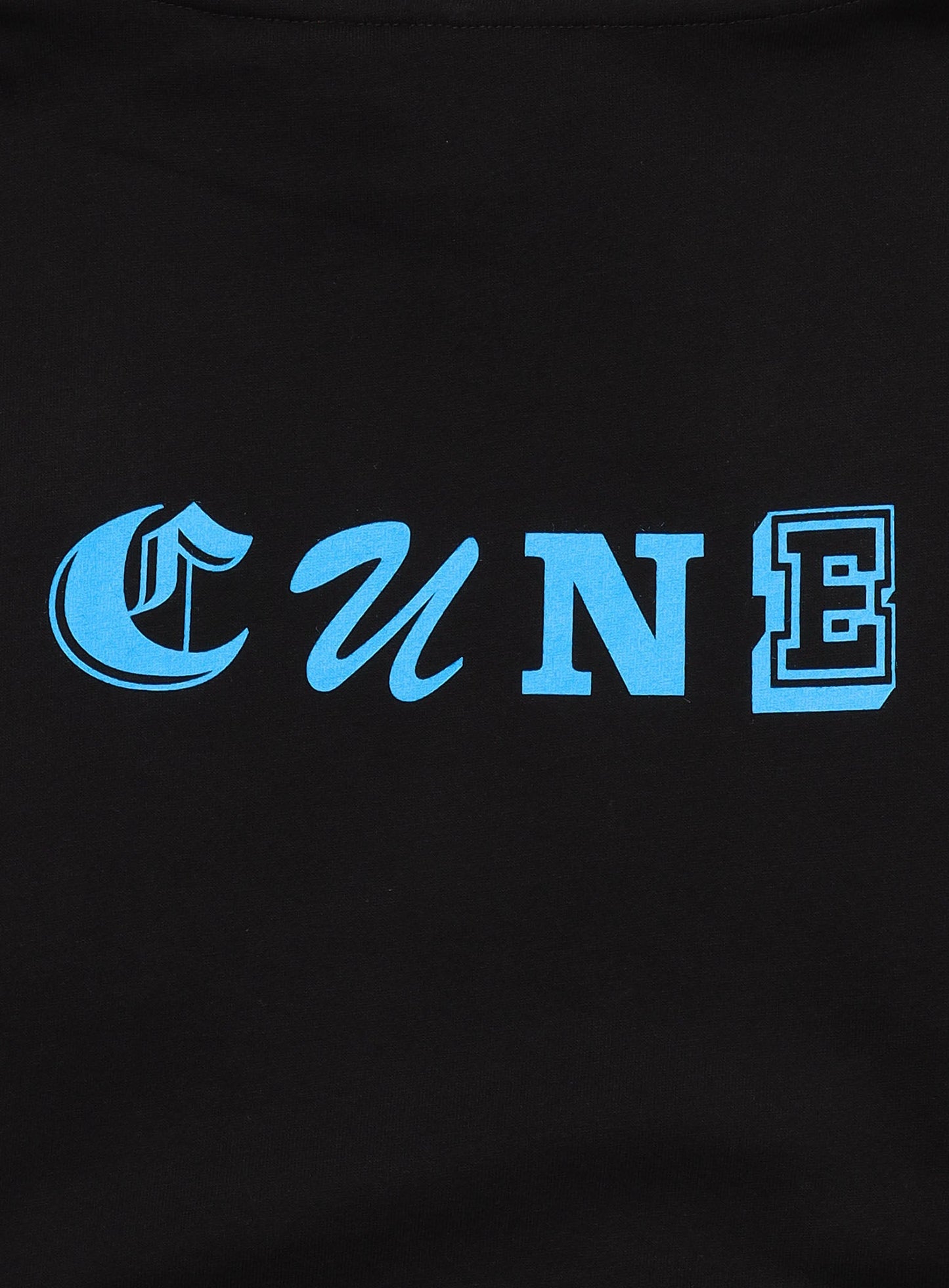 CUNE PULL PARKA グラフィティ