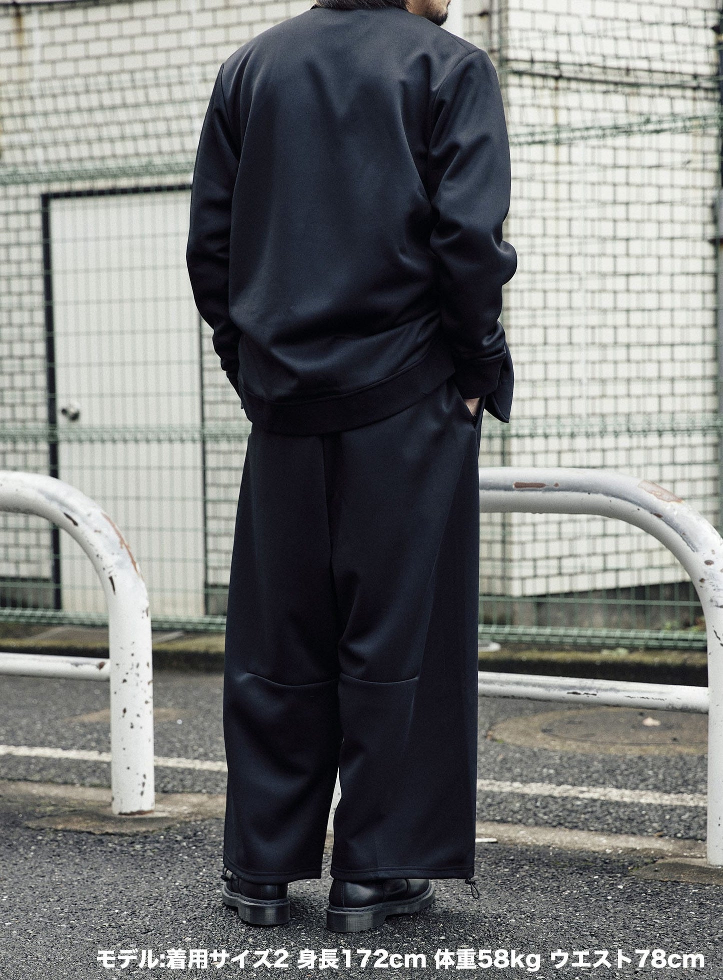 ジャージのテーラードジャケット