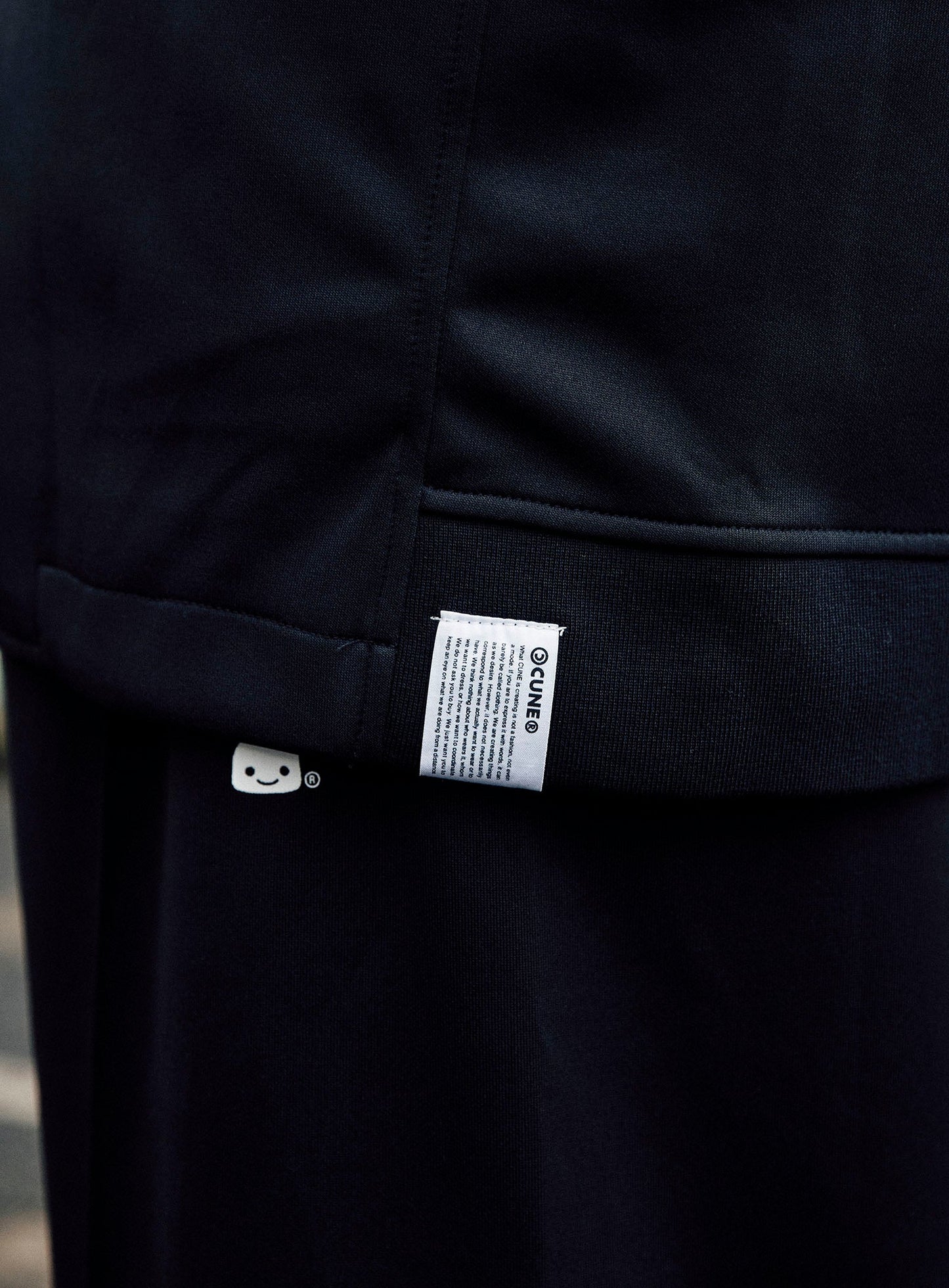 ジャージのテーラードジャケット