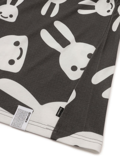 ビッグTシャツ 降り積もるウサギ