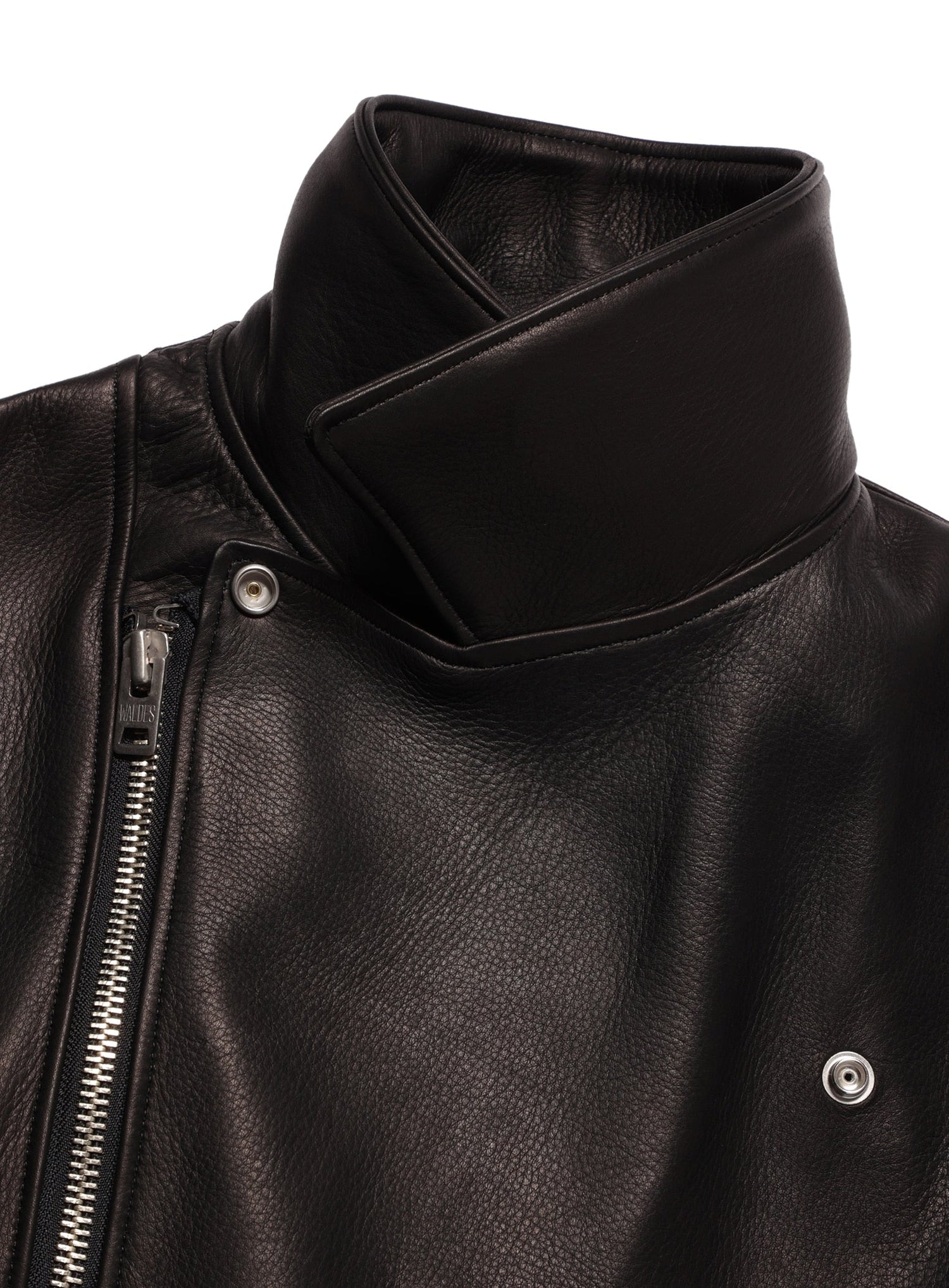 カウレザーの三RIDERS JACKET 白ウサギ