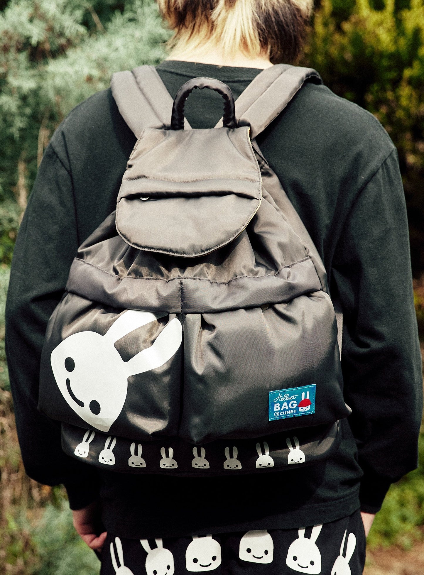 ヘルメットバッグパック