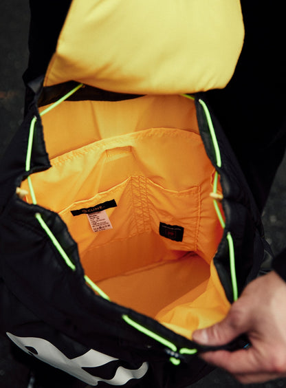 ヘルメットバッグパック