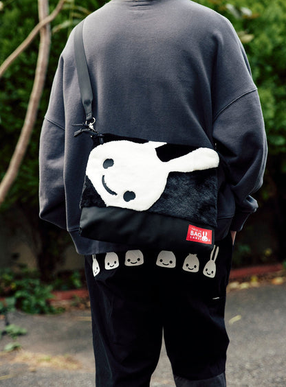 ファーショルダーバッグ