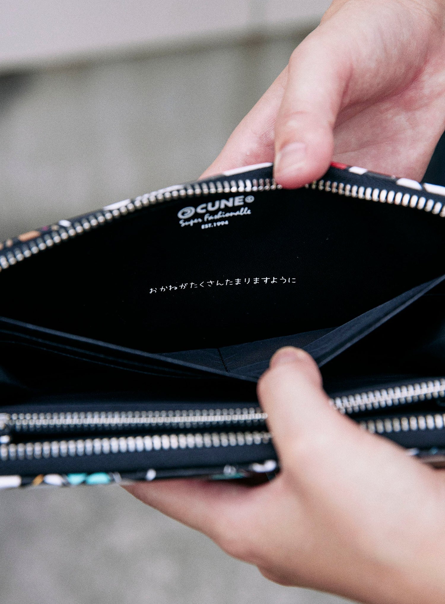 うさちゃんいっぱいプリントロングウォレット