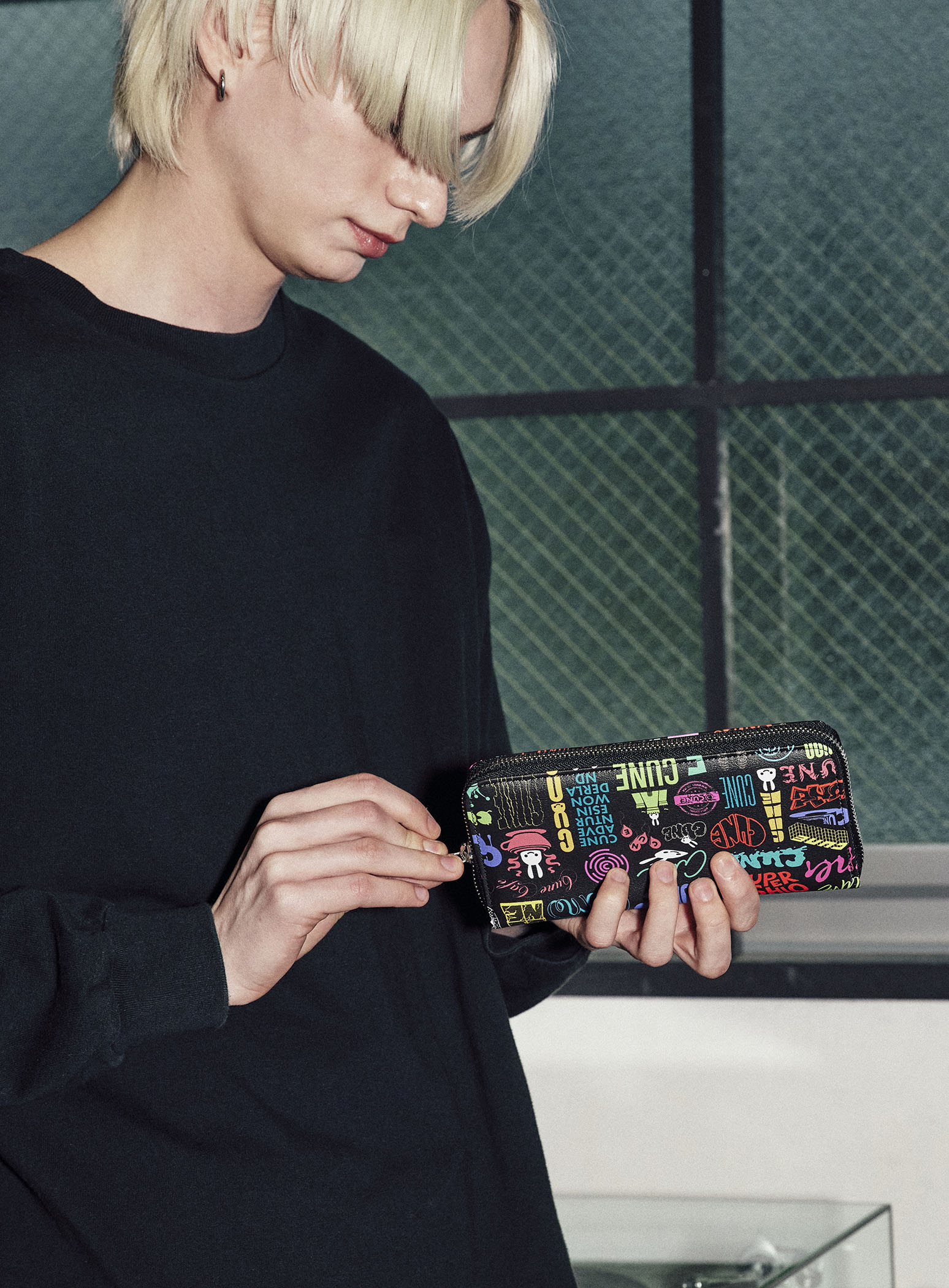 【ちゅん】R&amp;Y Augusti 長財布 ズゥミ ラウンドファスナー長財布 レザー ブラック グッチ – RECLO