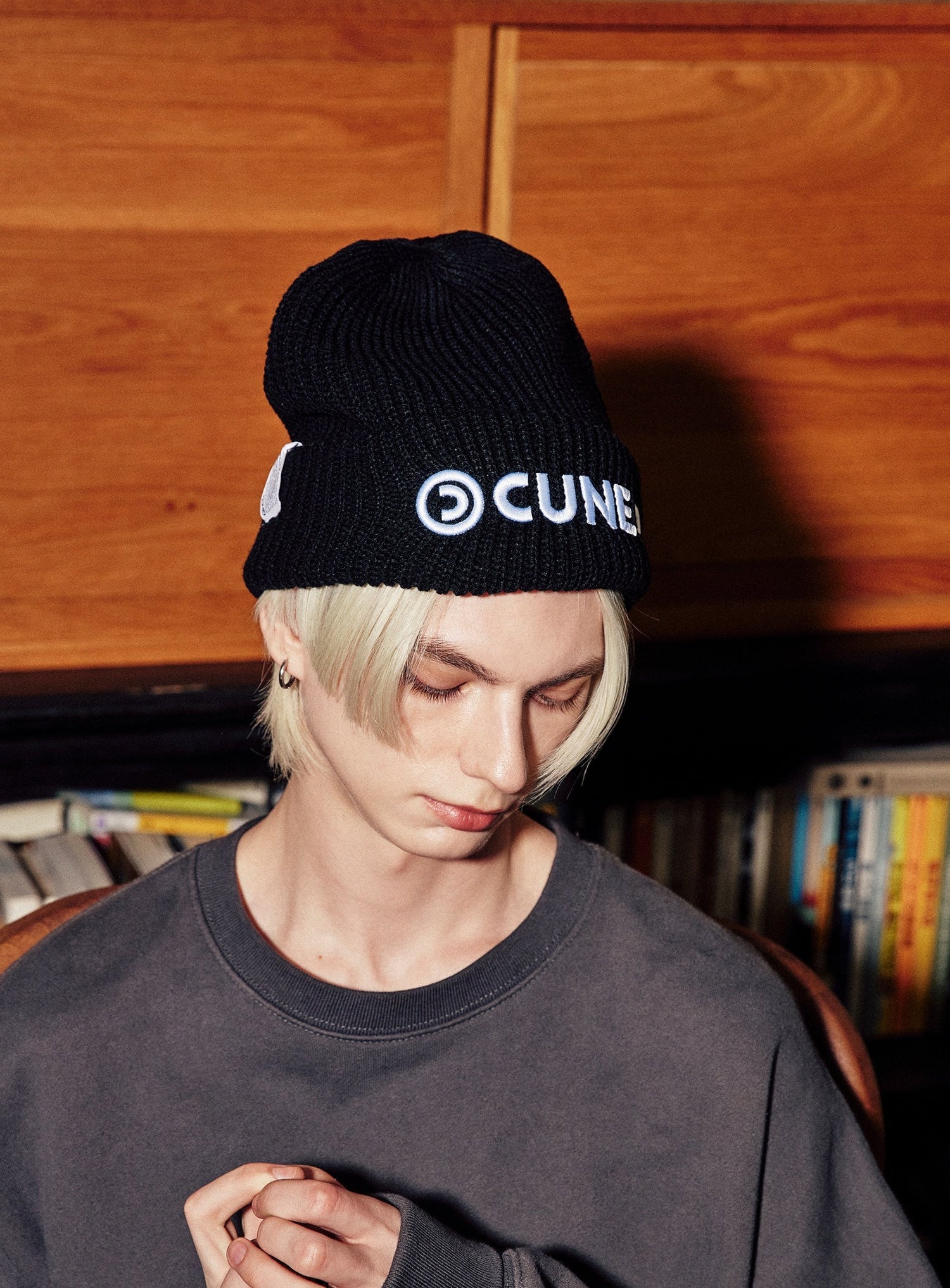 CUNEロゴニット帽