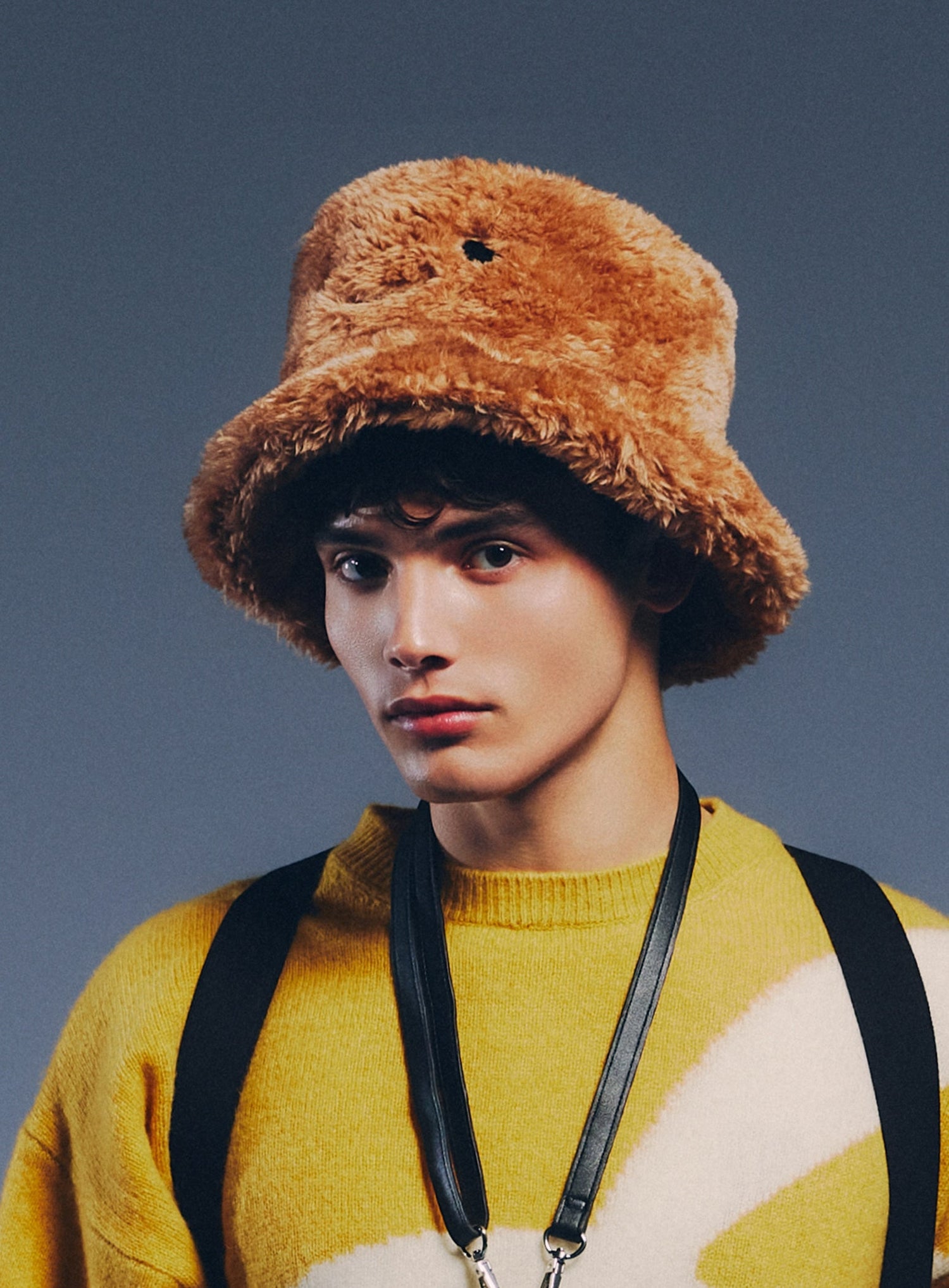 もさもさバケットハット