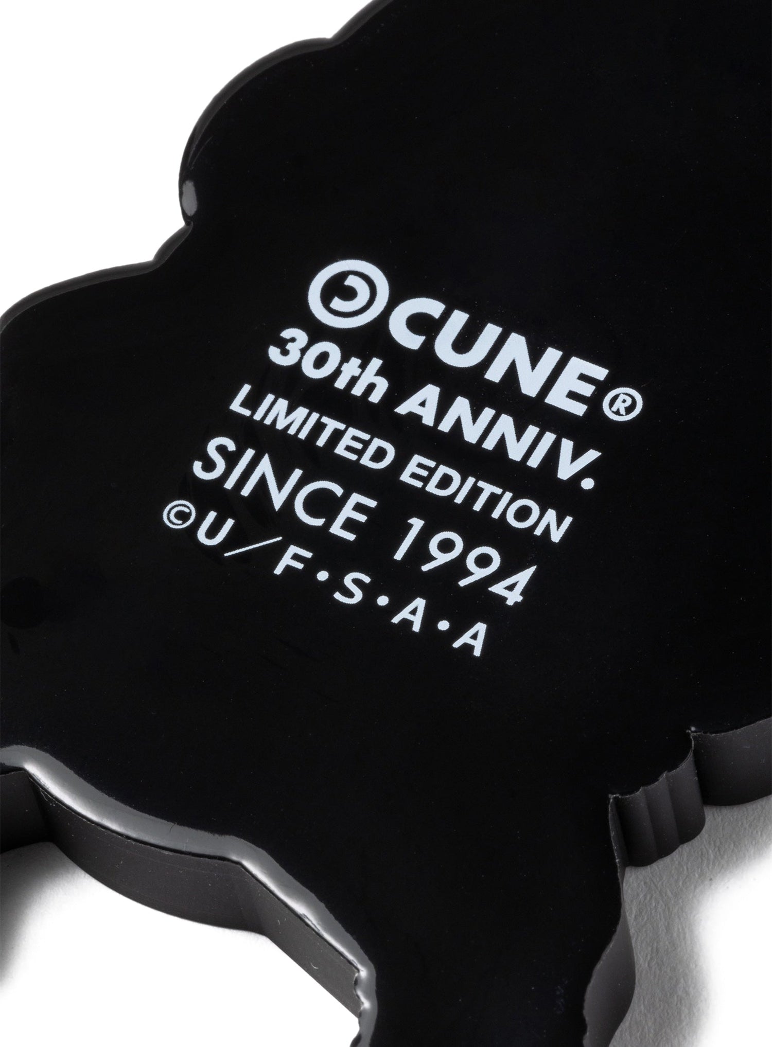 30th ANNIV ラバーキーホルダー 野原しんのすけ