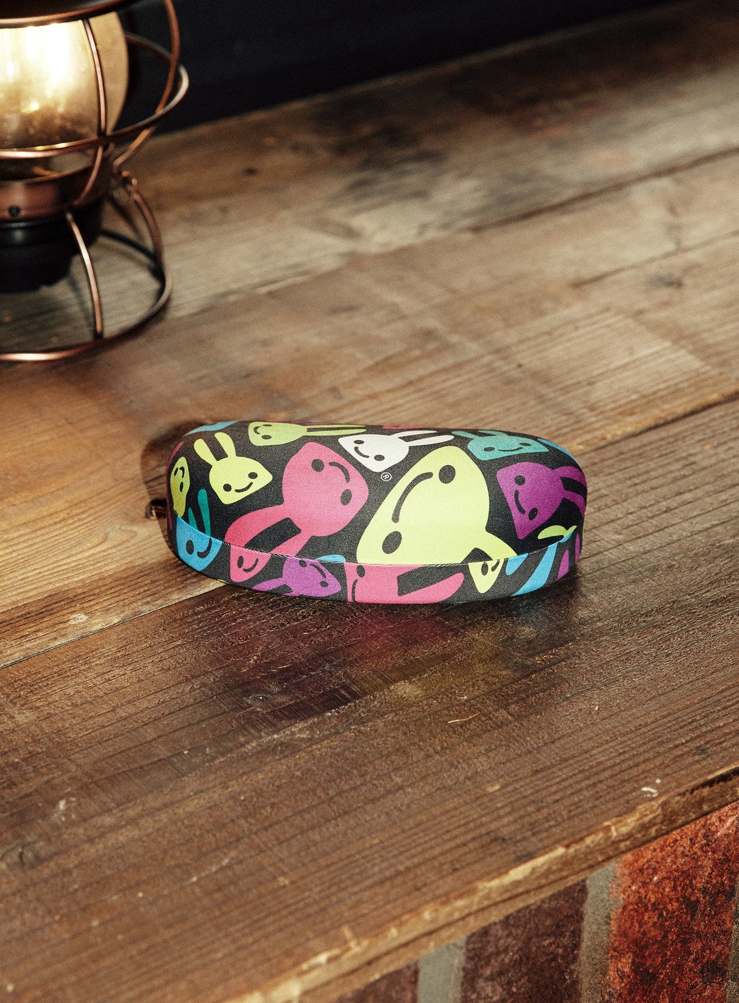 メガネケース ぐにゃぐにゃウサギ カラフル