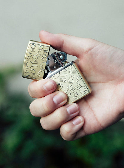 Zippoライター ウサギたくさん