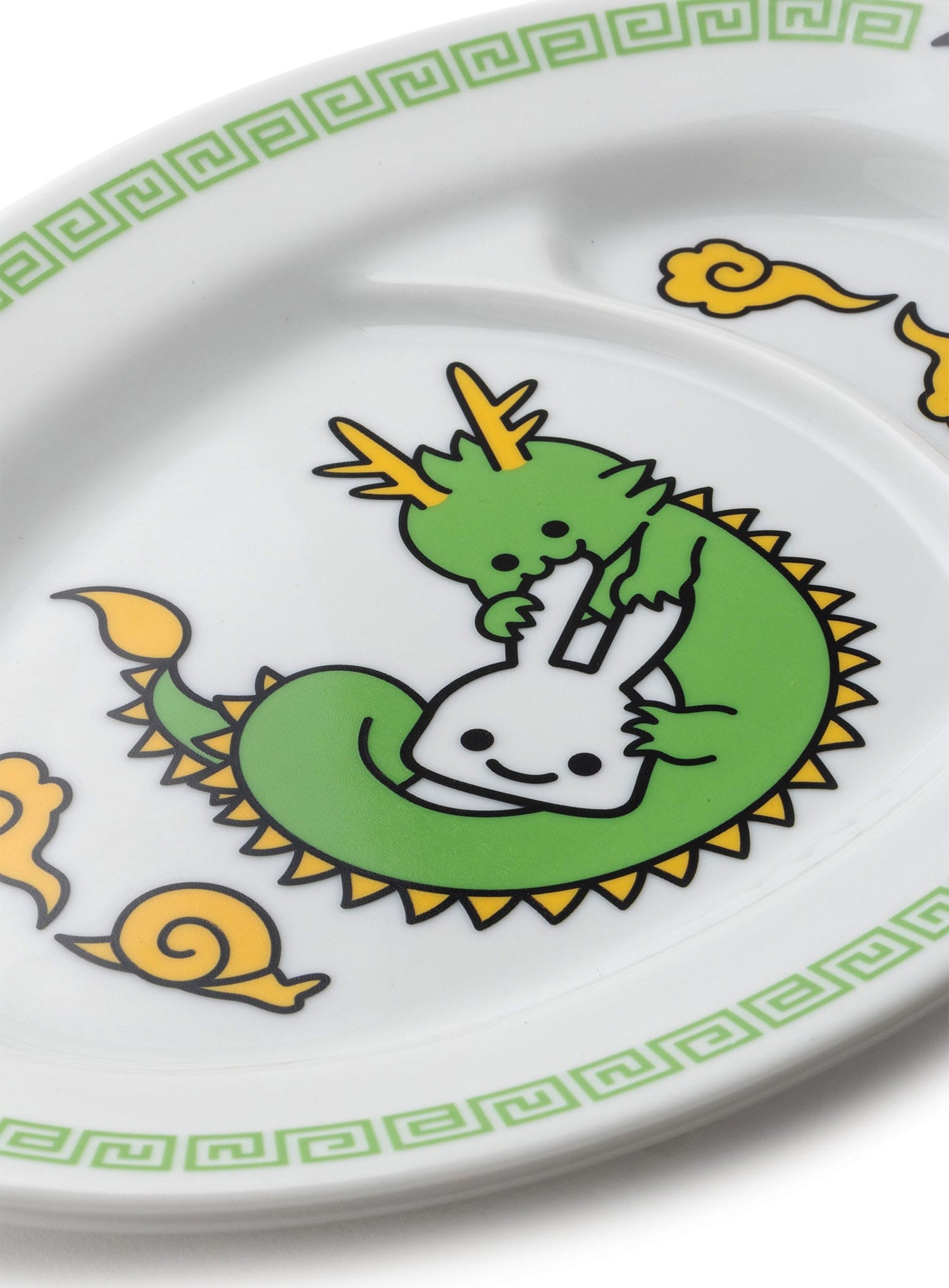 りゅうちゃんとウサギのギョウザ皿
