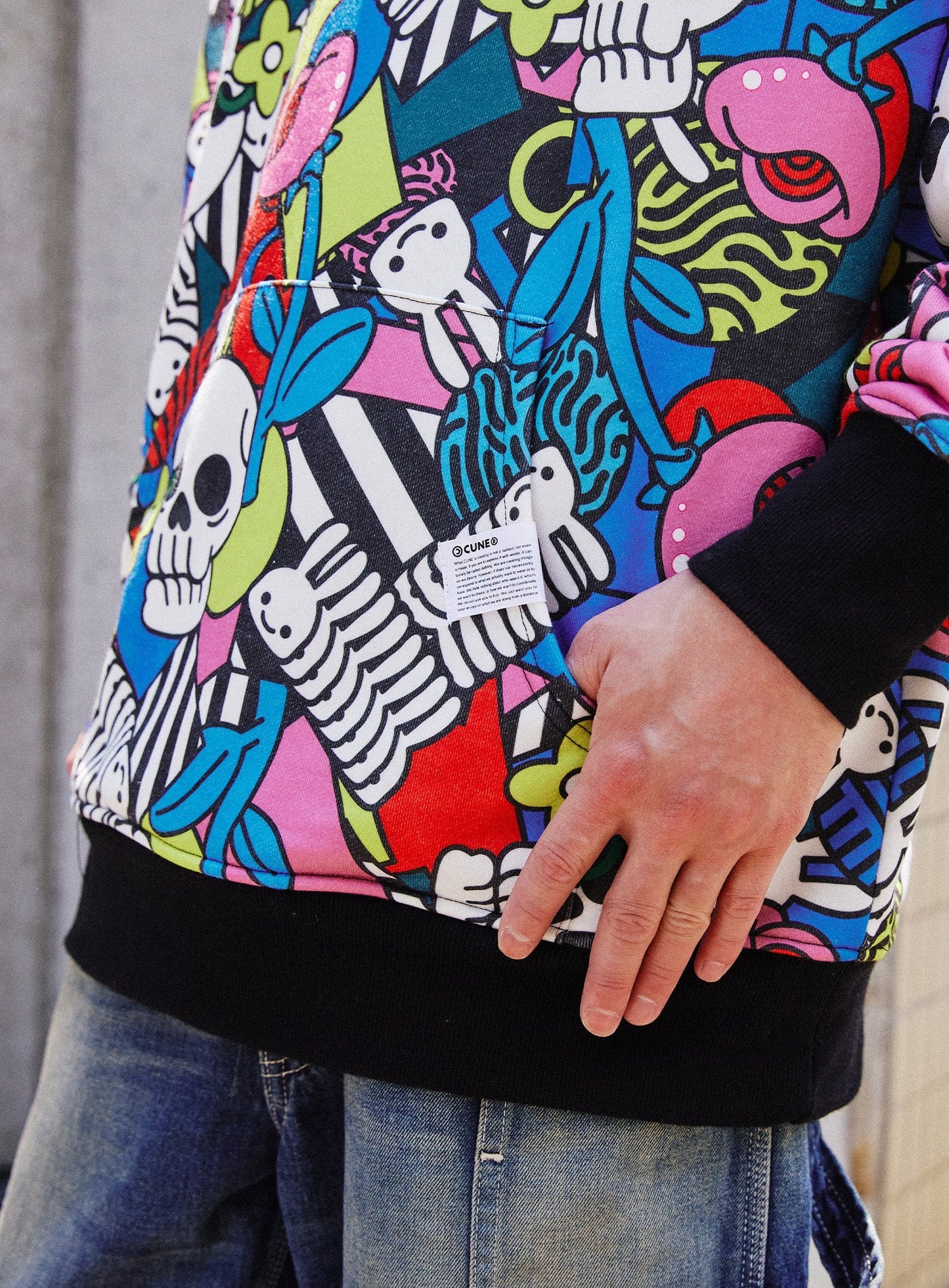 フラワードクロ パーカー