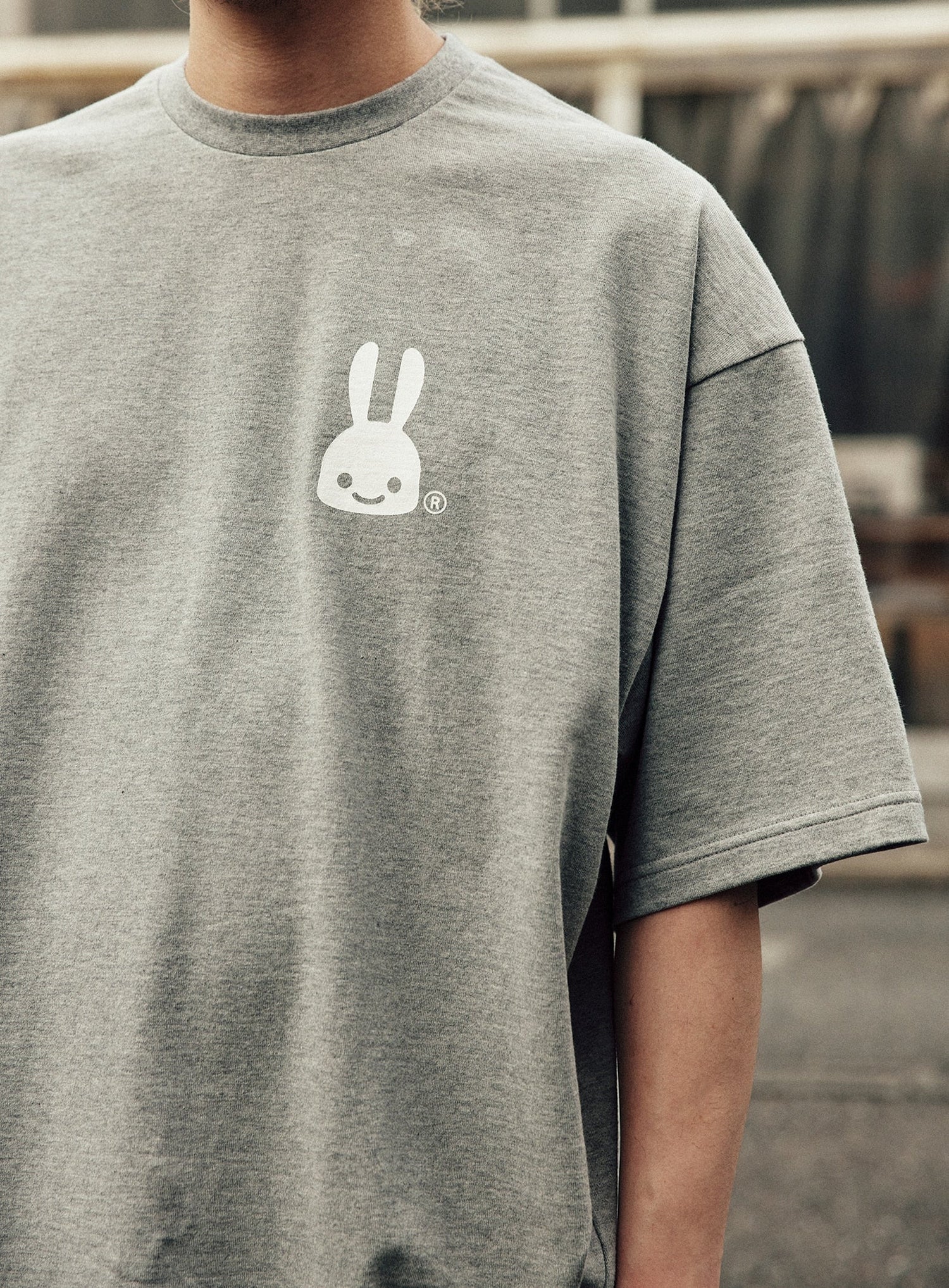ビッグTEE ウサギ