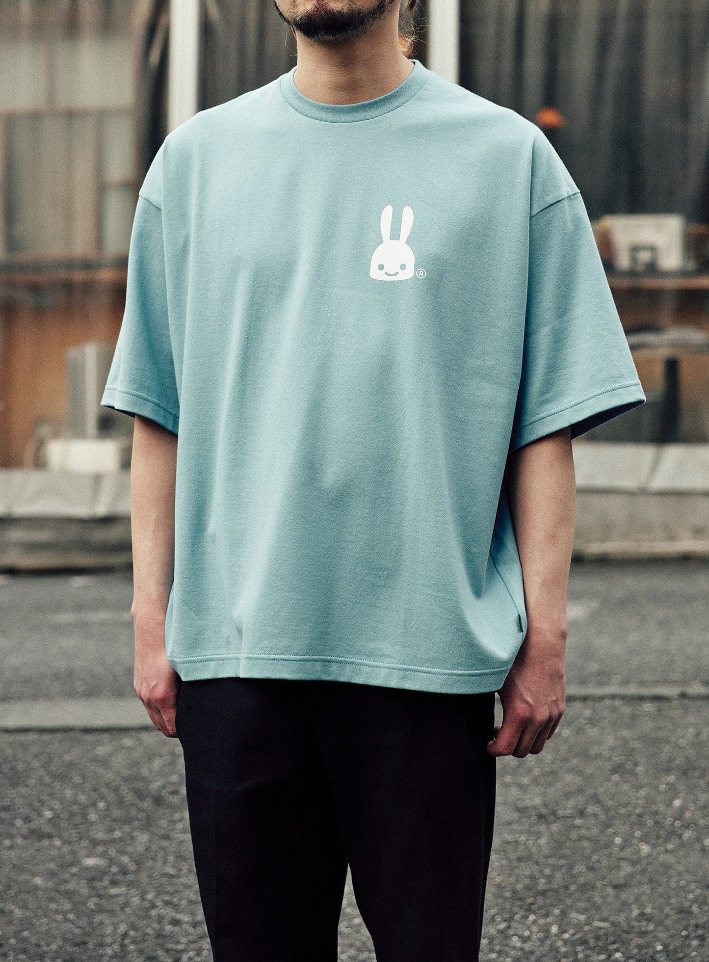 ビッグTEE ウサギ