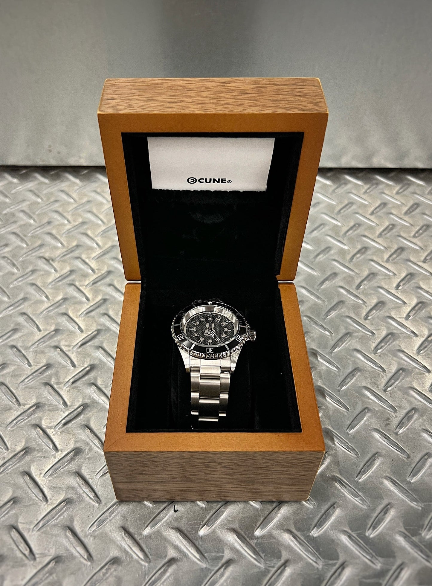 CUNE CUSTOM WRIST WATCH Stainless Belt