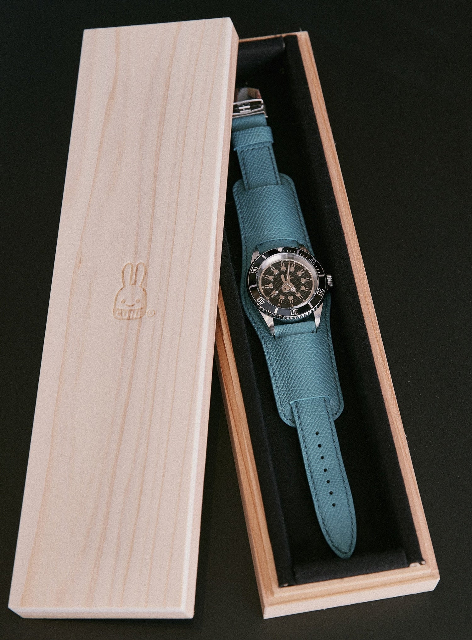 30th ANNIV CUNE CUSTOM WRIST WATCH French Calf Belt