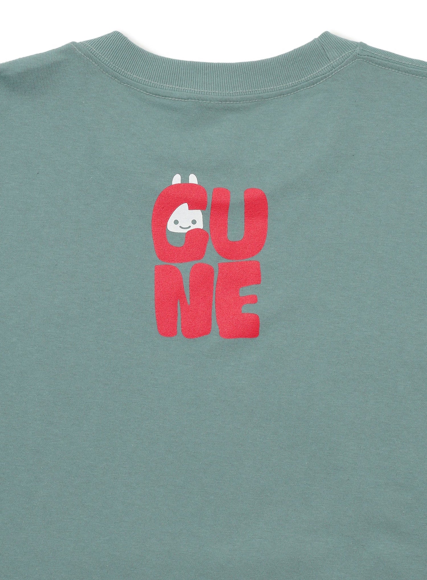 S/S Tee 持ち上げる