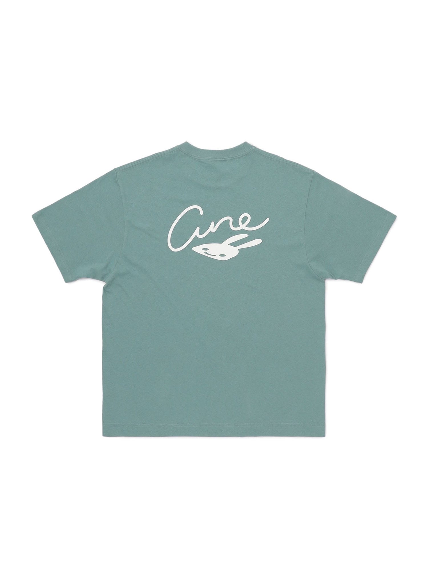 S/S Tee 頬杖