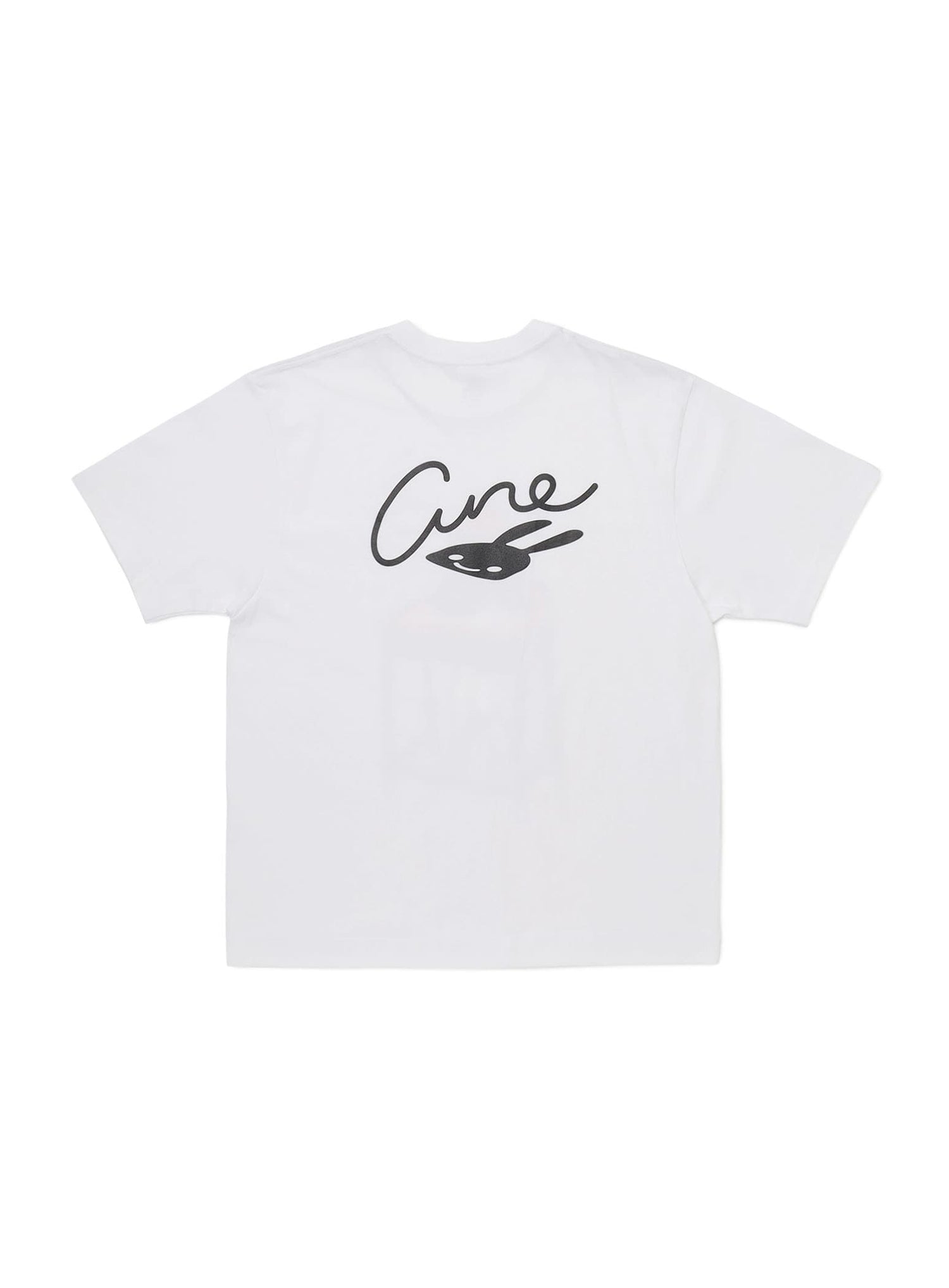 S/S Tee 頬杖