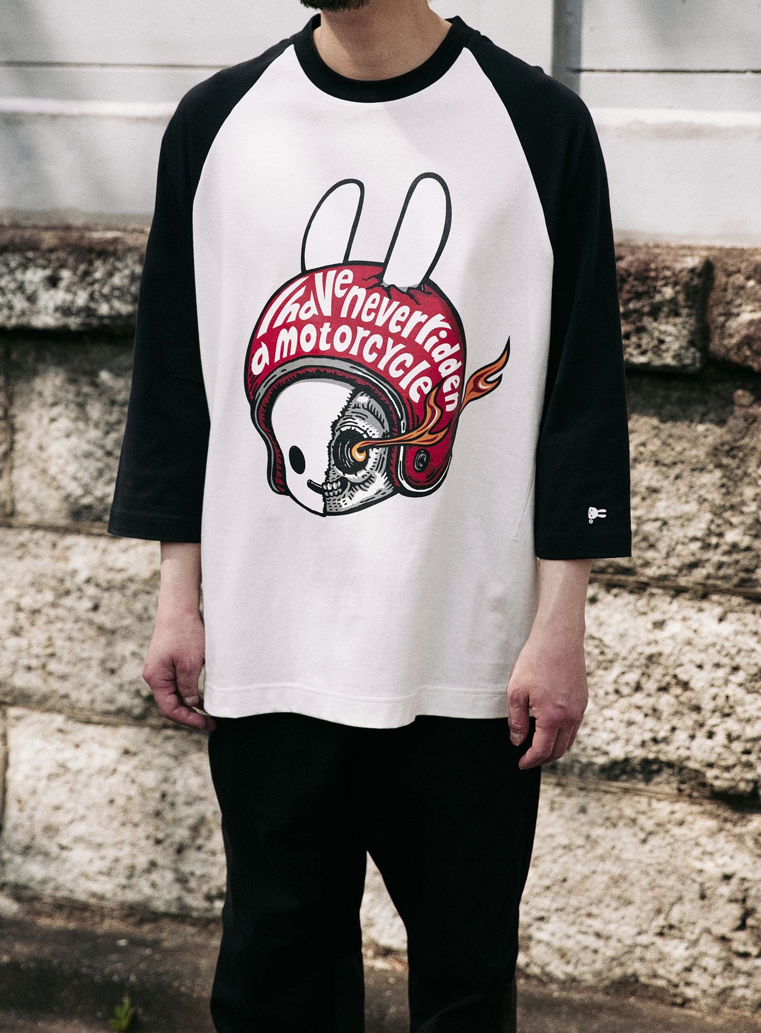 ラグランTシャツ ヘルメット