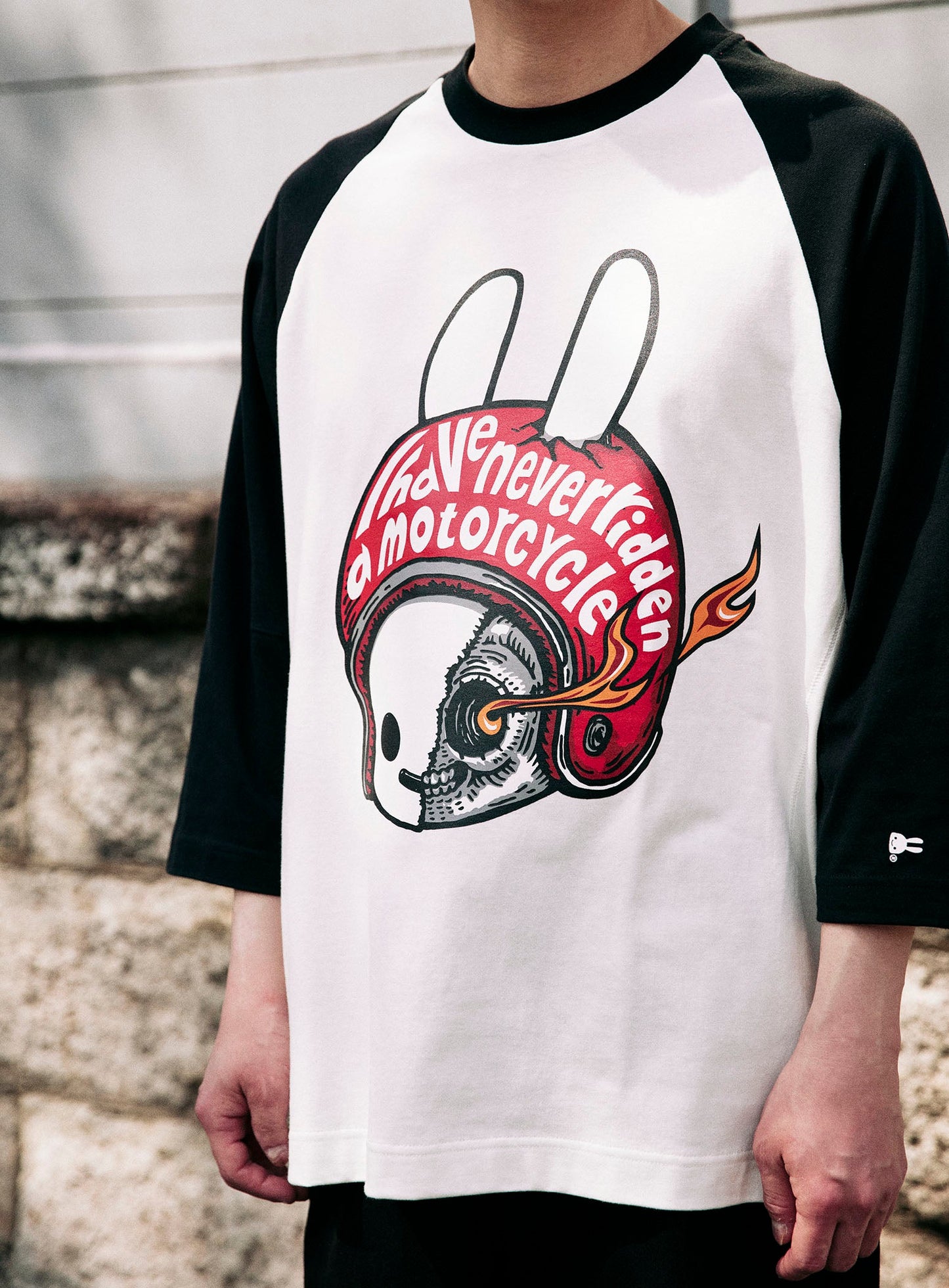 ラグランTシャツ ヘルメット