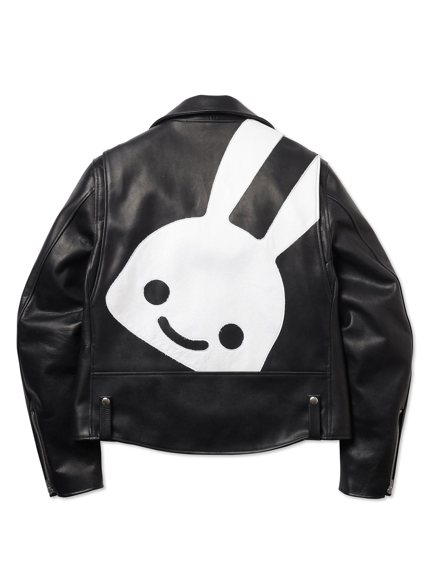 カウレザーの三RIDERS JACKET 白ウサギ