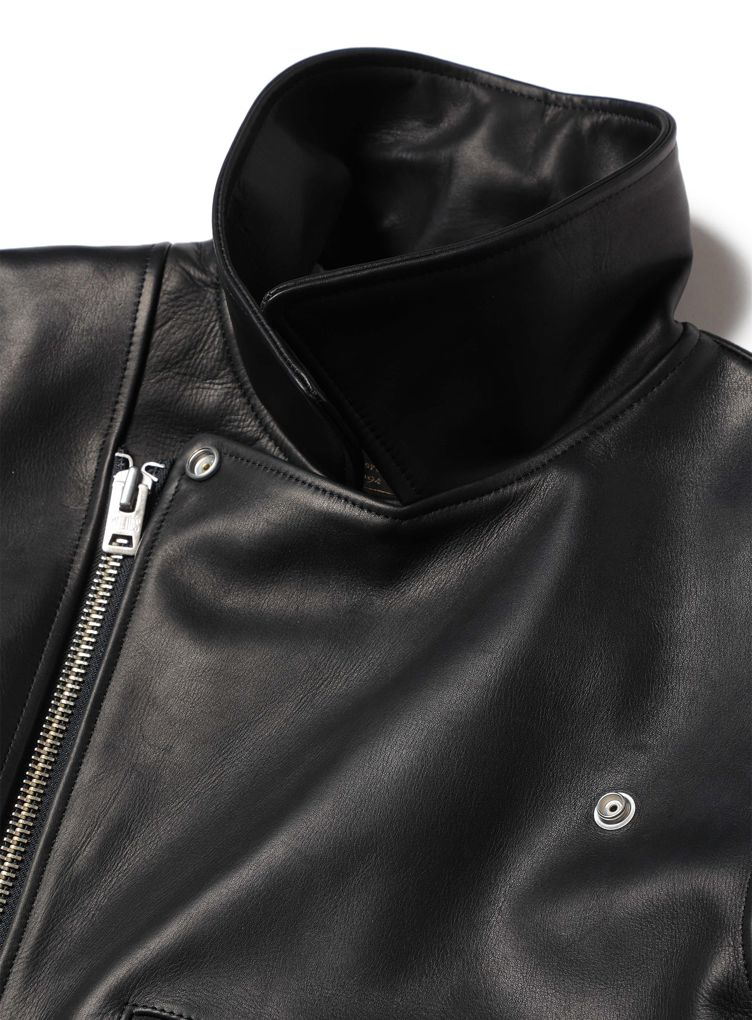 カウレザーの三RIDERS JACKET 白ウサギ – CUNE