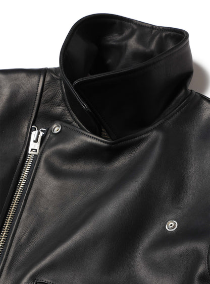 カウレザーの三RIDERS JACKET 白ウサギ