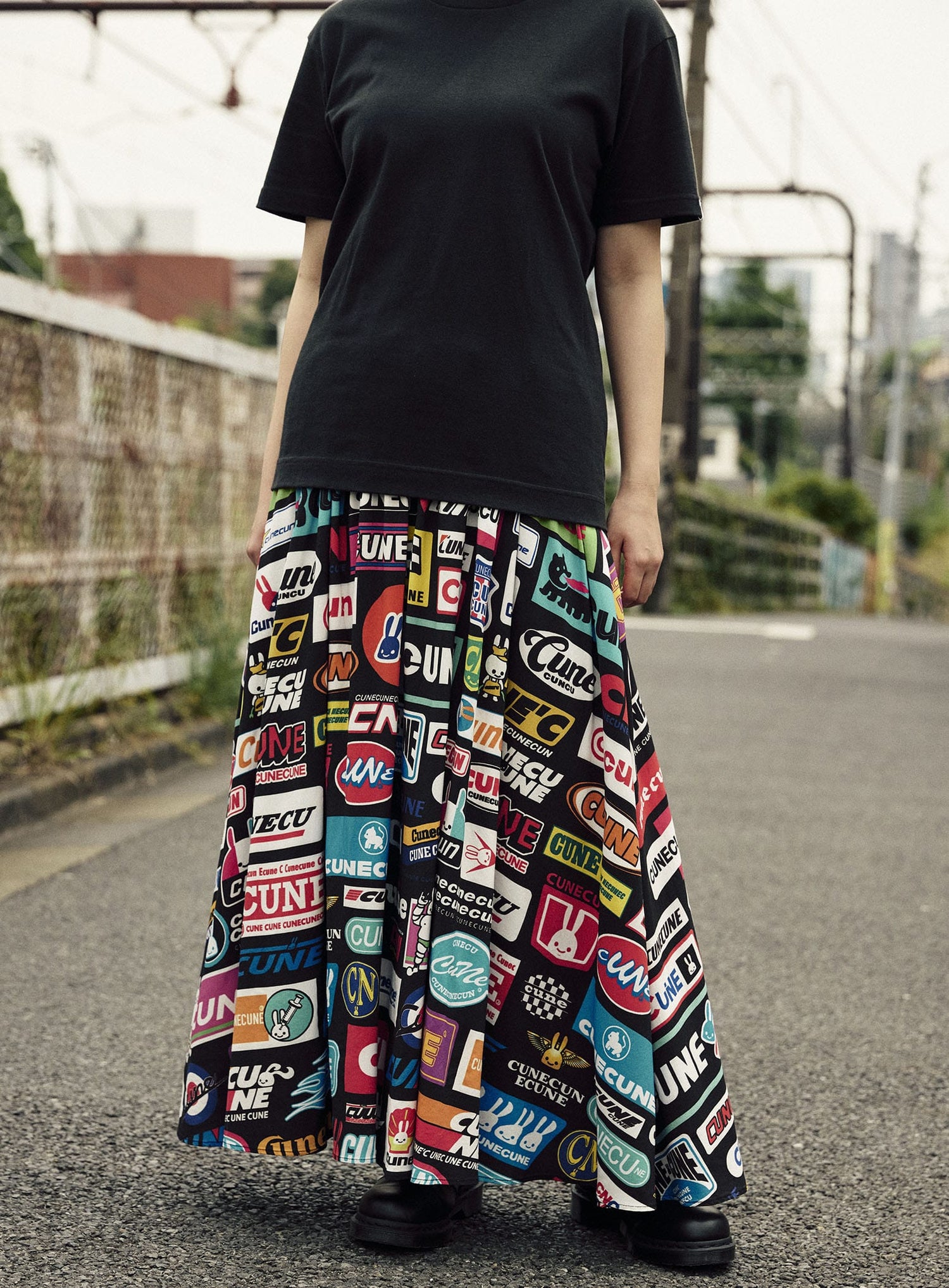 レーシングロゴロングギャザースカート